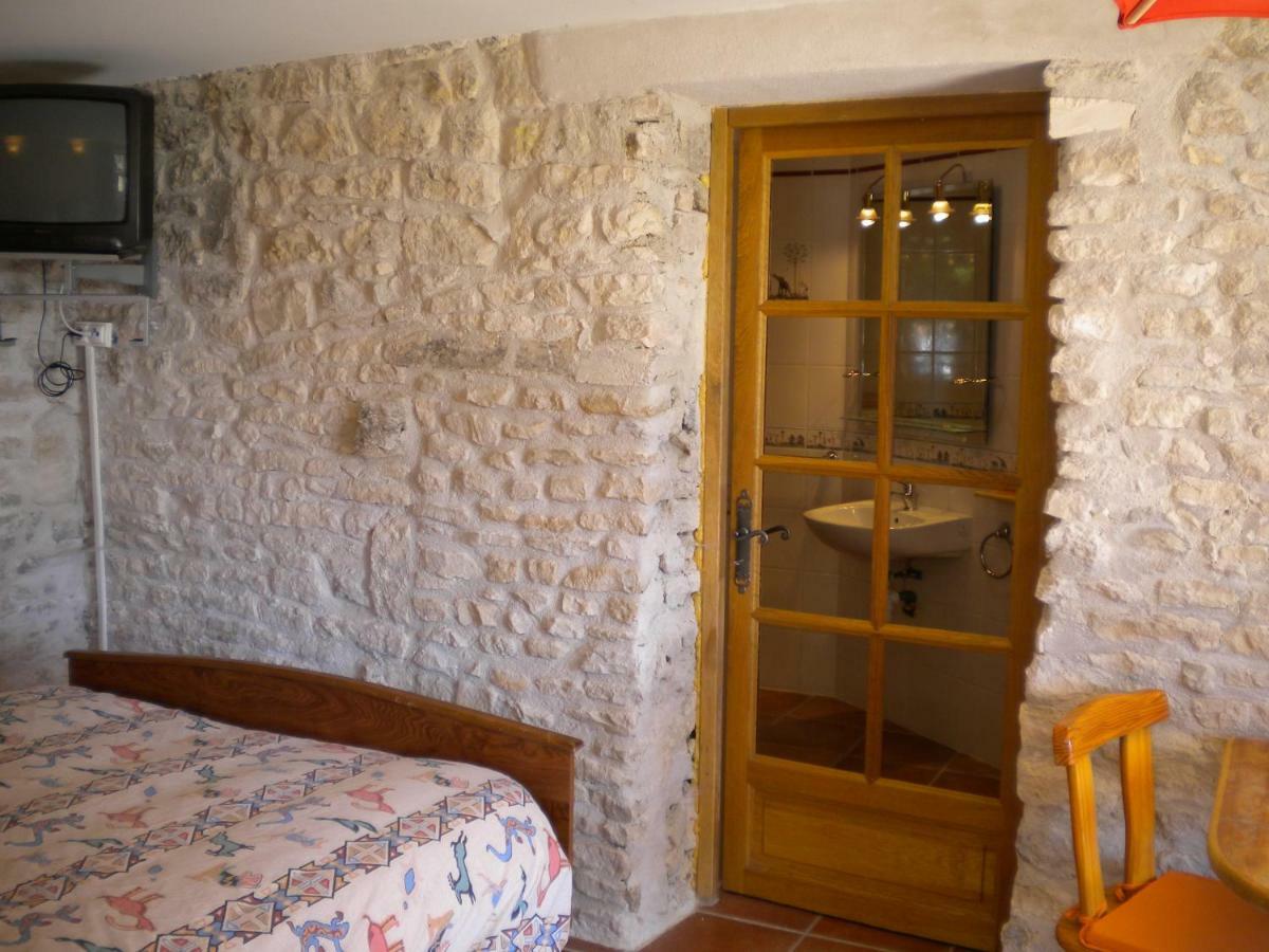Chambre D'Hote Au Col De Cygne Blanzac-les-Matha ภายนอก รูปภาพ